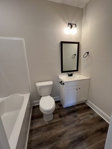 550 Peachers Mill Rd Unit B4, Clarksville, TN 37042