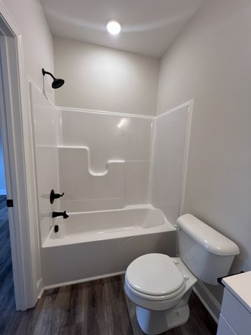 550 Peachers Mill Rd Unit B4, Clarksville, TN 37042