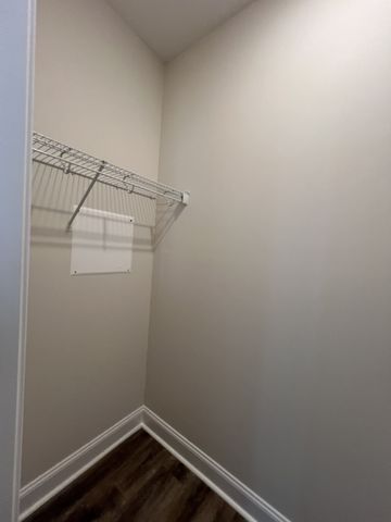 550 Peachers Mill Rd Unit B4, Clarksville, TN 37042