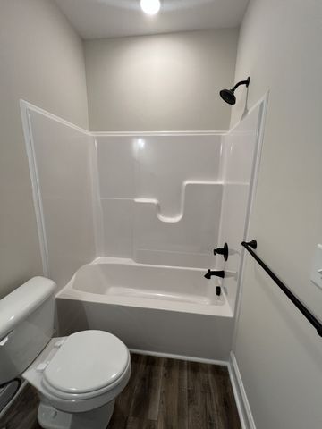 550 Peachers Mill Rd Unit B4, Clarksville, TN 37042