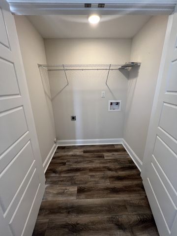 550 Peachers Mill Rd Unit B4, Clarksville, TN 37042