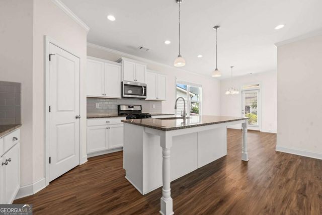 5214 Blake Branch, Flowery Branch, GA 30542