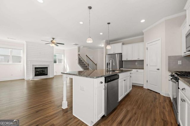 5214 Blake Branch, Flowery Branch, GA 30542