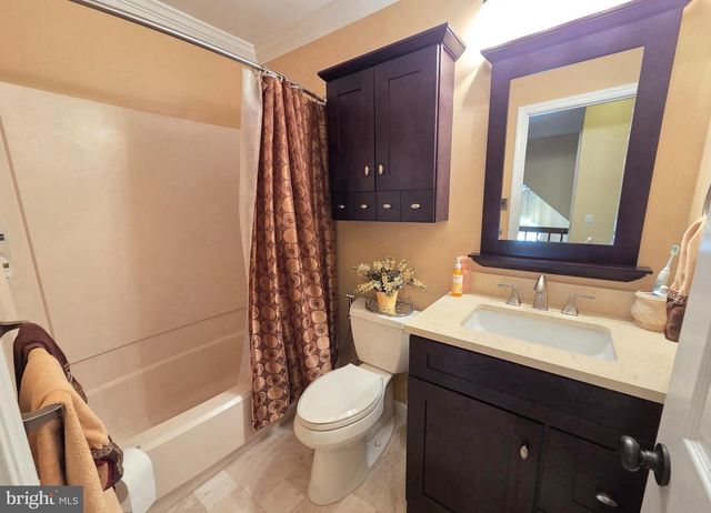 23 JAMES RUN, Cherry Hill, NJ 08002
