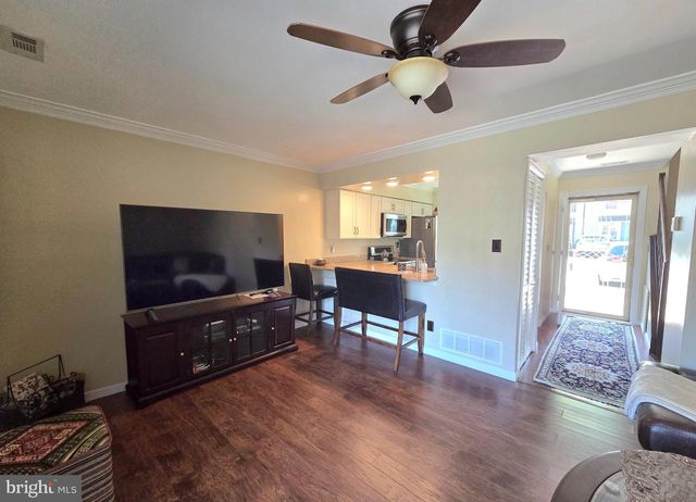 23 JAMES RUN, Cherry Hill, NJ 08002