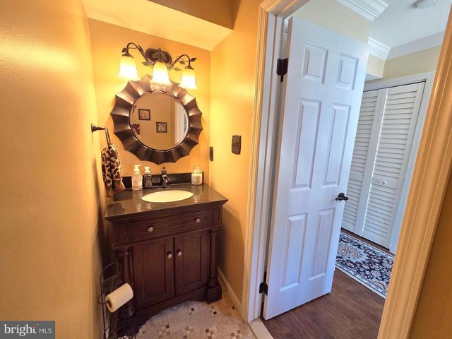 23 JAMES RUN, Cherry Hill, NJ 08002