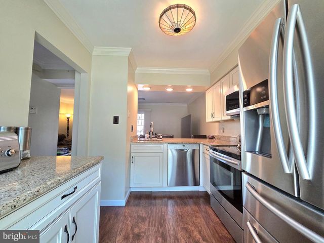 23 JAMES RUN, Cherry Hill, NJ 08002