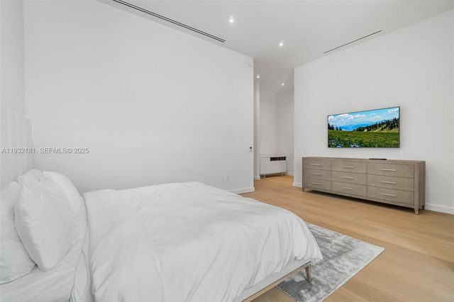 4701 N Meridian Ave 210, Miami Beach, FL 33140