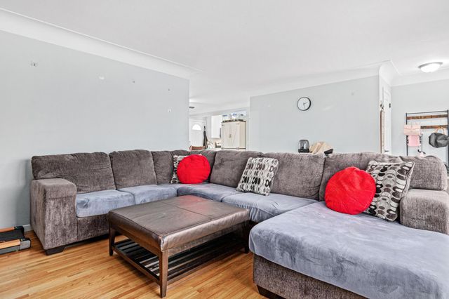 4531 France Avenue N, Robbinsdale, MN 55422