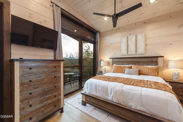 1843 Wild Briar Trail, Sevierville, TN 37876