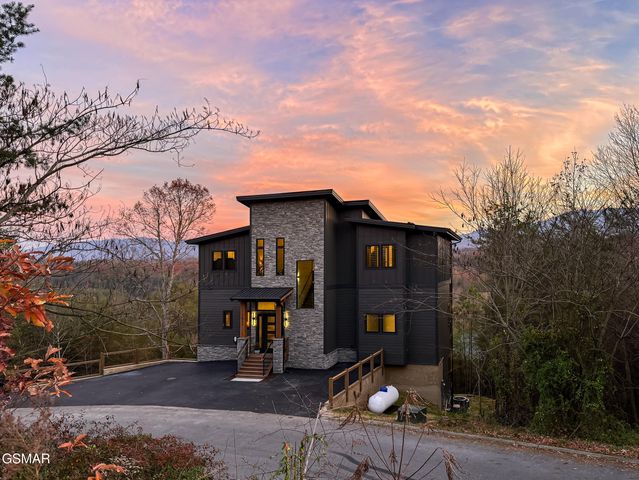 1843 Wild Briar Trail, Sevierville, TN 37876