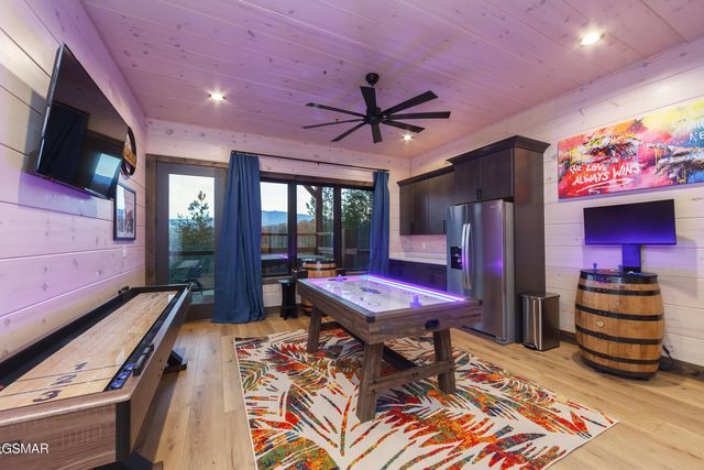 1843 Wild Briar Trail, Sevierville, TN 37876