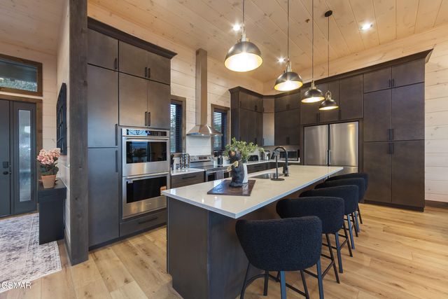 1843 Wild Briar Trail, Sevierville, TN 37876