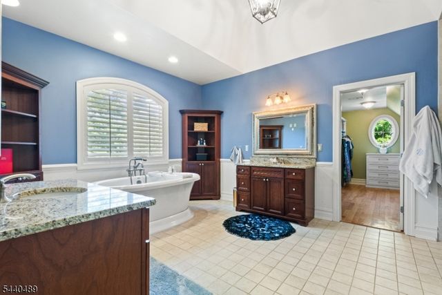 99 E Lindsley Rd, Cedar Grove Twp., NJ 07009