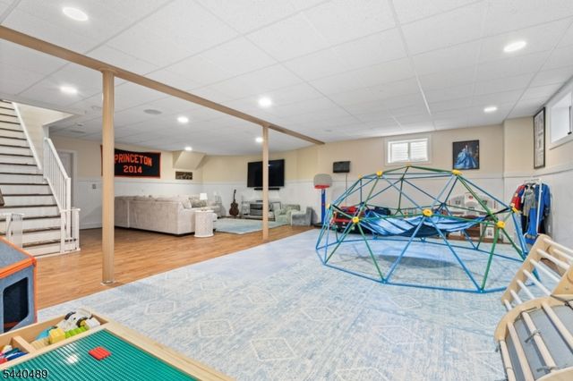 99 E Lindsley Rd, Cedar Grove Twp., NJ 07009
