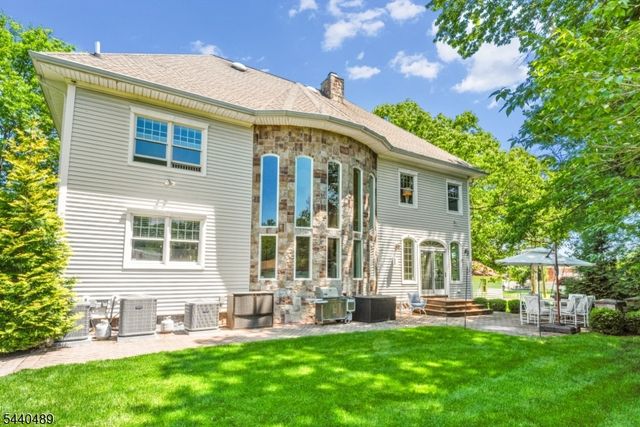 99 E Lindsley Rd, Cedar Grove Twp., NJ 07009