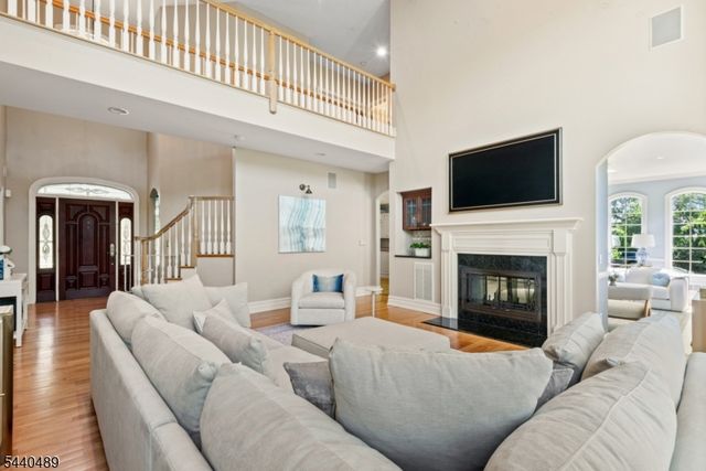 99 E Lindsley Rd, Cedar Grove Twp., NJ 07009