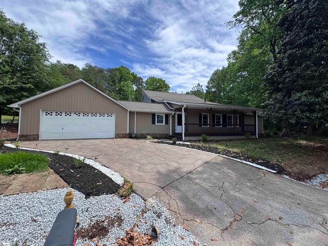 3936 Cripple Creek Road, Greer, SC 29651