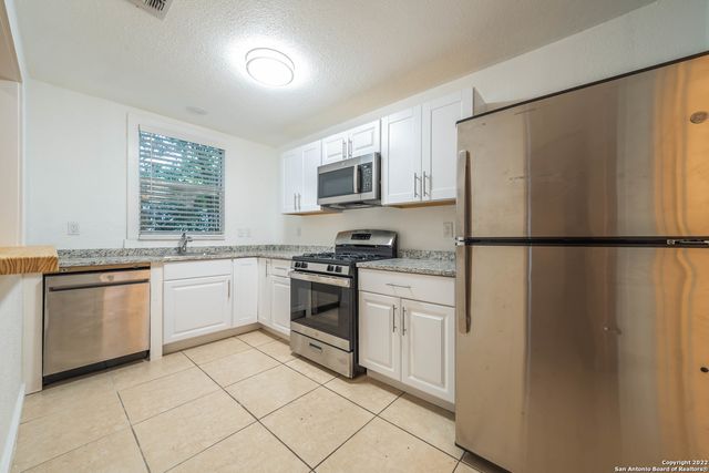 212 Mclane A, San Antonio, TX 78212