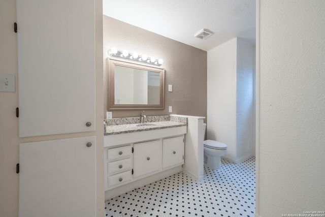 212 Mclane A, San Antonio, TX 78212