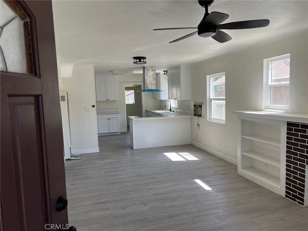 Image 17 of property listing at 1725 Genevieve Street, San Bernardino, CA 92405