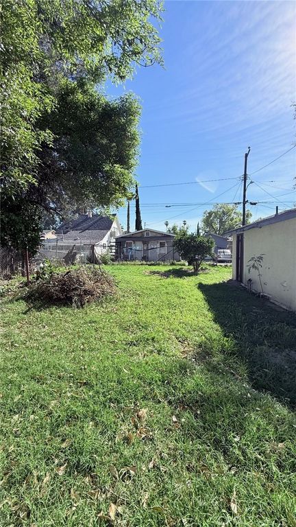 Image 30 of property listing at 1725 Genevieve Street, San Bernardino, CA 92405