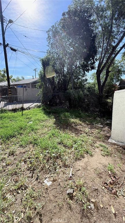 Image 32 of property listing at 1725 Genevieve Street, San Bernardino, CA 92405