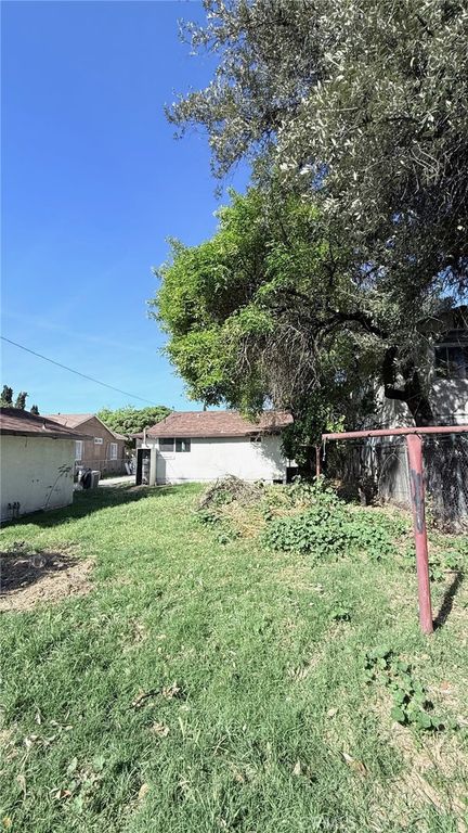 Image 35 of property listing at 1725 Genevieve Street, San Bernardino, CA 92405