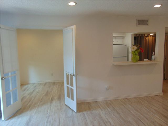 3220 69th Street G1, Galveston, TX 77551