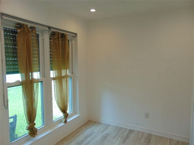 3220 69th Street G1, Galveston, TX 77551