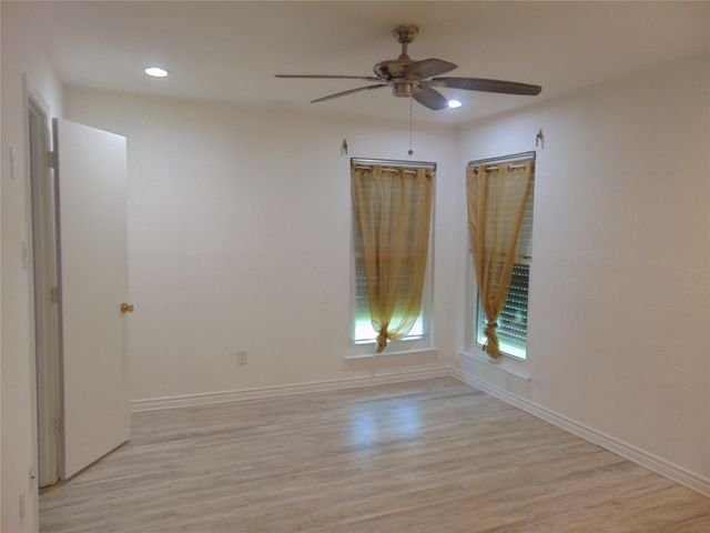 3220 69th Street G1, Galveston, TX 77551