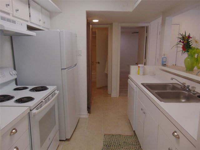 3220 69th Street G1, Galveston, TX 77551