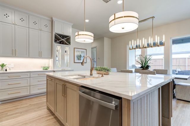 609 N 15th Street, Wolfforth, TX 79382