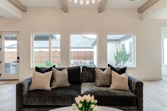 609 N 15th Street, Wolfforth, TX 79382