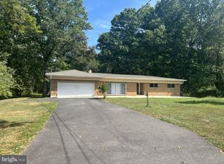 1296 JANVIER RD, Williamstown, NJ 08094