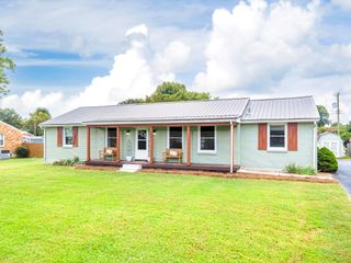 409 Parkview Dr, Columbia, TN 38401