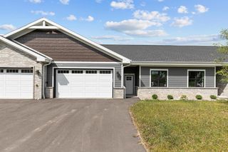3026 COMMUNITY WAY, Menasha, WI 54952