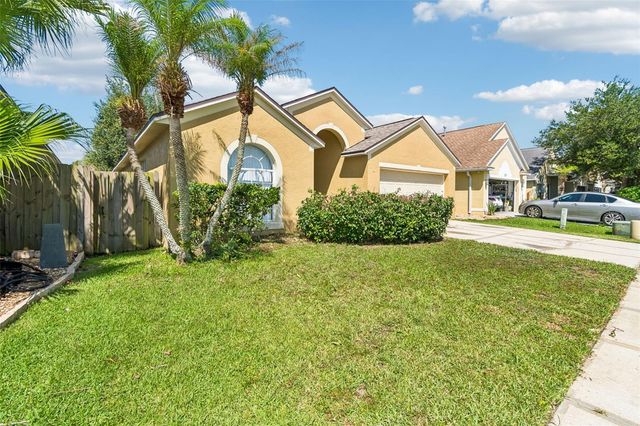 1229 CRIMSON CLOVER LANE, Wesley Chapel, FL 33543