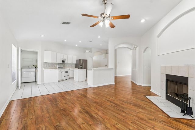 1229 CRIMSON CLOVER LANE, Wesley Chapel, FL 33543