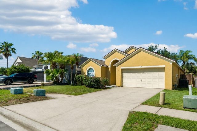 1229 CRIMSON CLOVER LANE, Wesley Chapel, FL 33543