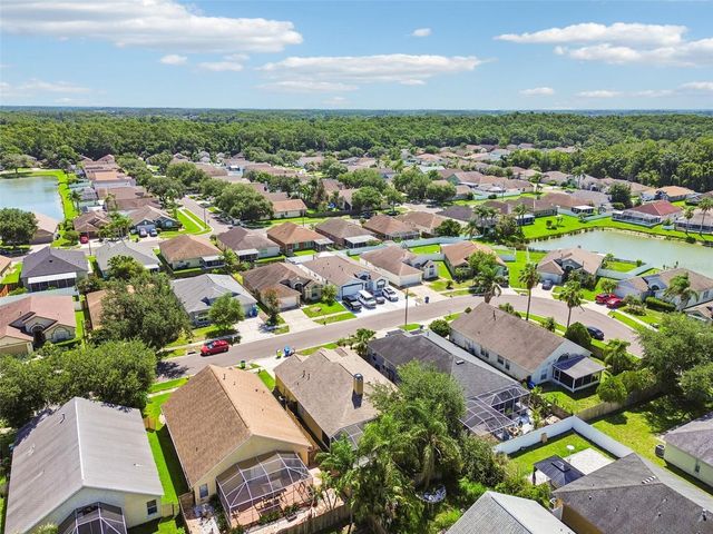 1229 CRIMSON CLOVER LANE, Wesley Chapel, FL 33543