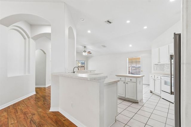 1229 CRIMSON CLOVER LANE, Wesley Chapel, FL 33543
