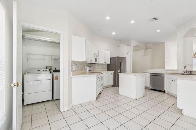 1229 CRIMSON CLOVER LANE, Wesley Chapel, FL 33543