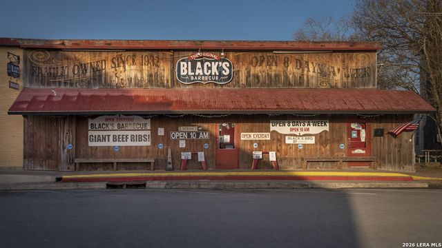 2302 RED BIRD TRACE, Lockhart, TX 78644