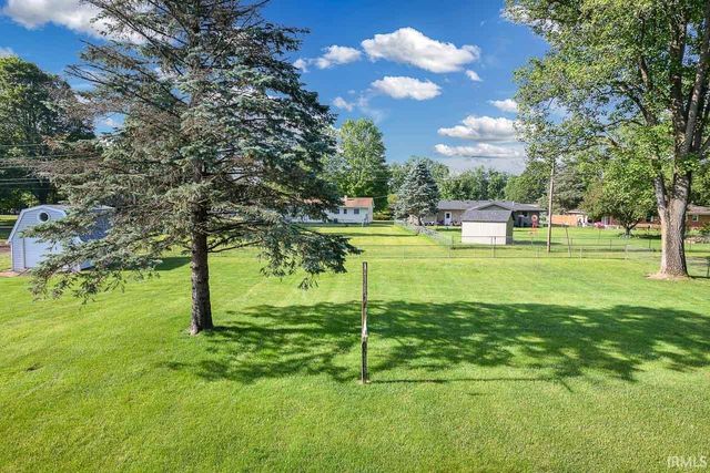 4236 Midway Road, Elkhart, IN 46517