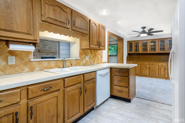 4236 Midway Road, Elkhart, IN 46517