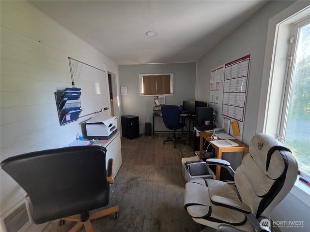 2180 N Old Highway 99 Road, Burlington, WA 98233