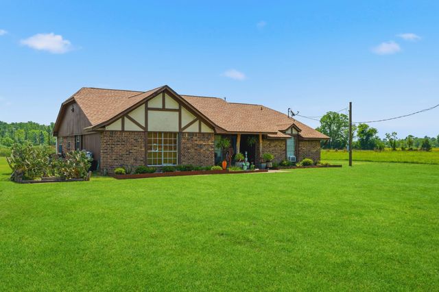 597 County Road 612, Dayton, TX 77535