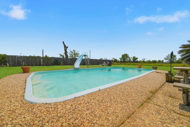 597 County Road 612, Dayton, TX 77535