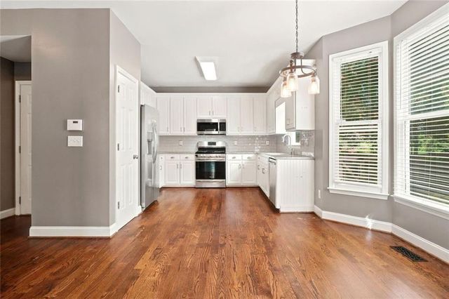 843 Bentwater Drive, Acworth, GA 30101